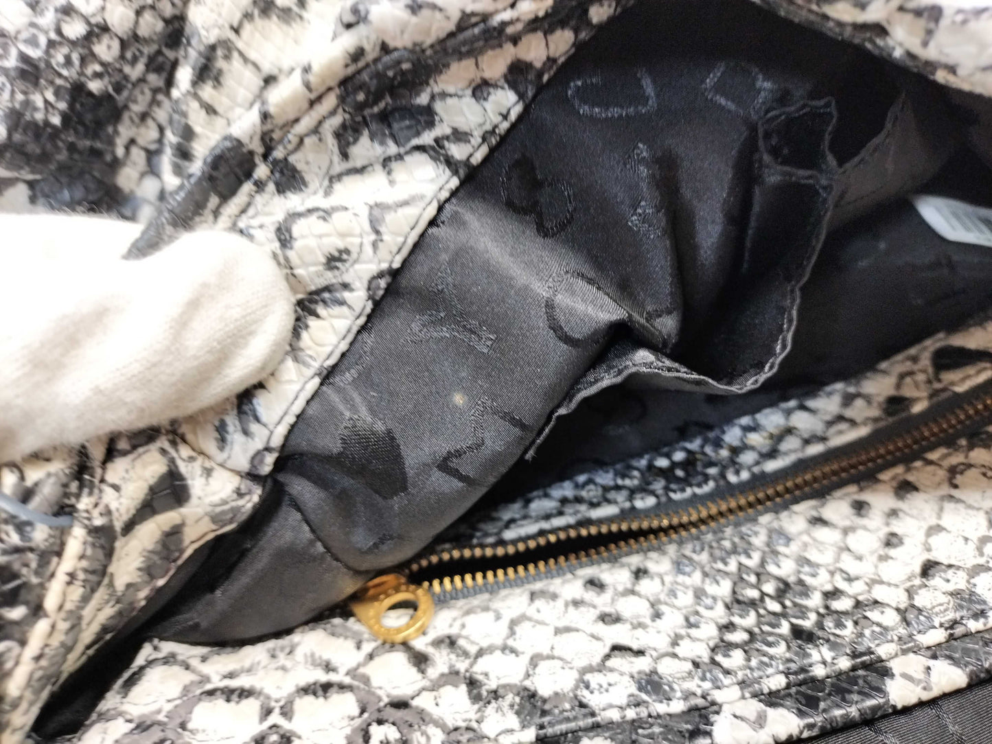 MARC BY MARC JACOBS Marc Jacobs Crocodile Shoulder Bag Shoulder Bag
