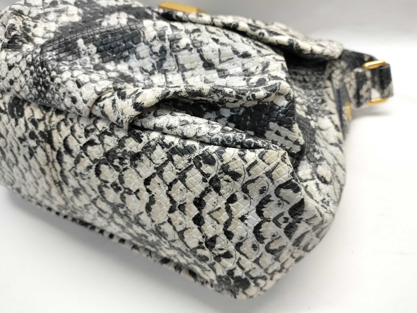 MARC BY MARC JACOBS Marc Jacobs Crocodile Shoulder Bag Shoulder Bag