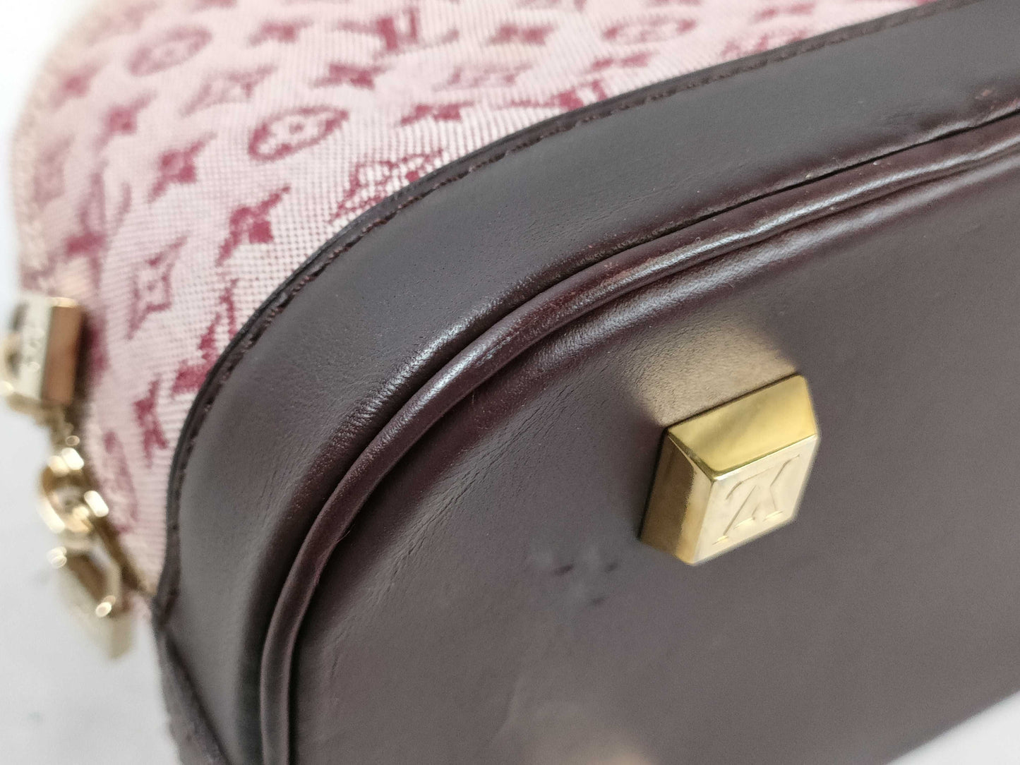 LOUIS VUITTON Monogram Mini M92207 Almaron Handbag