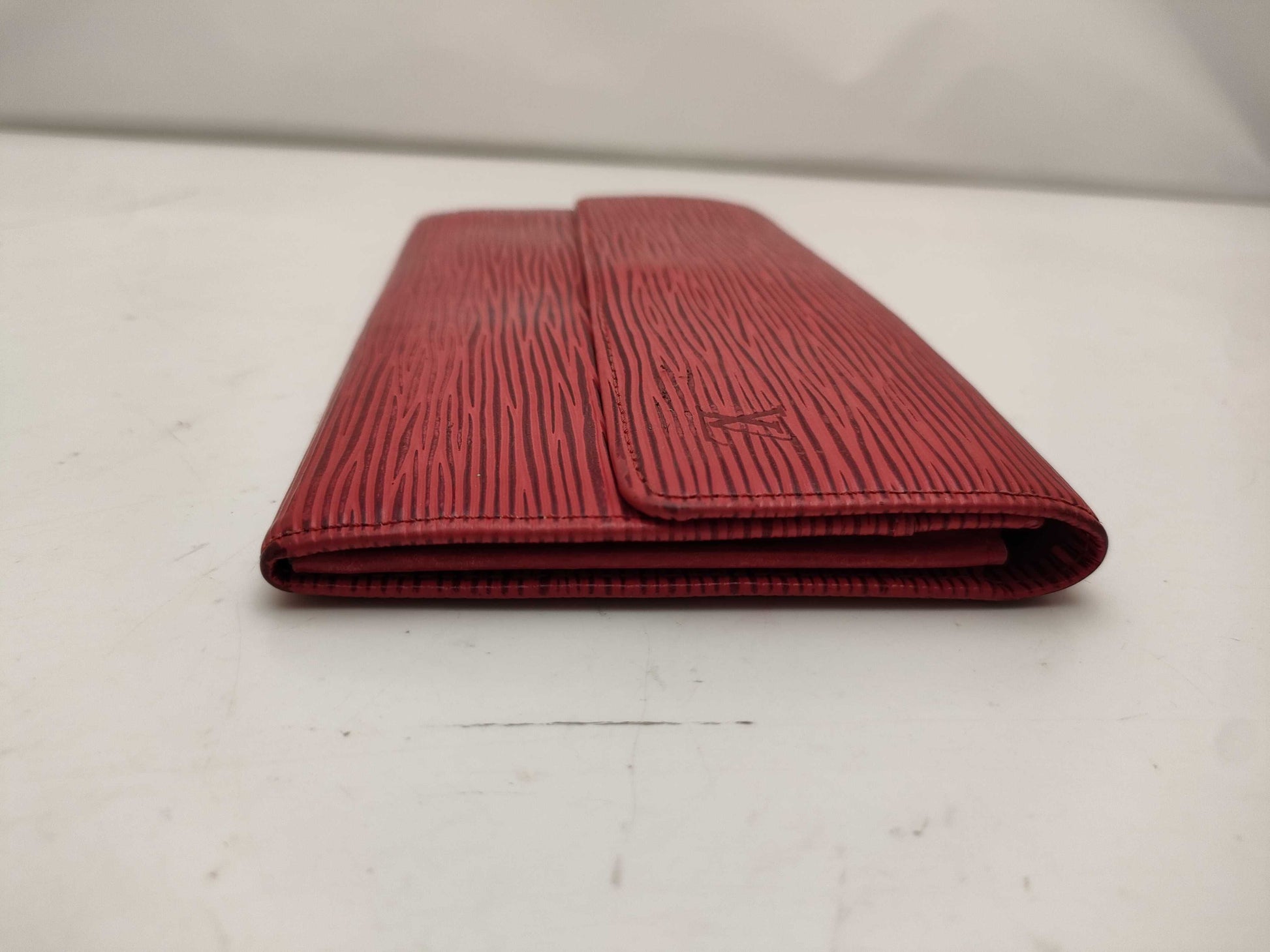 LOUIS VUITTON Epi Porto Tresol International Wallet