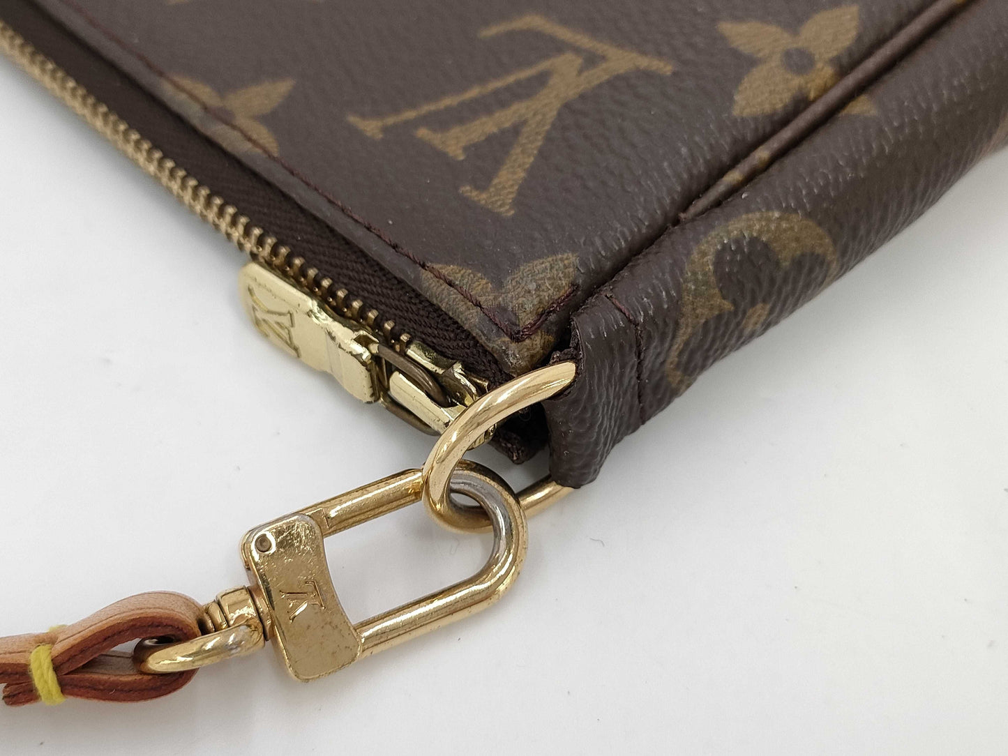 LOUIS VUITTON Monogram M40712 Pochette Accessoires Pouch