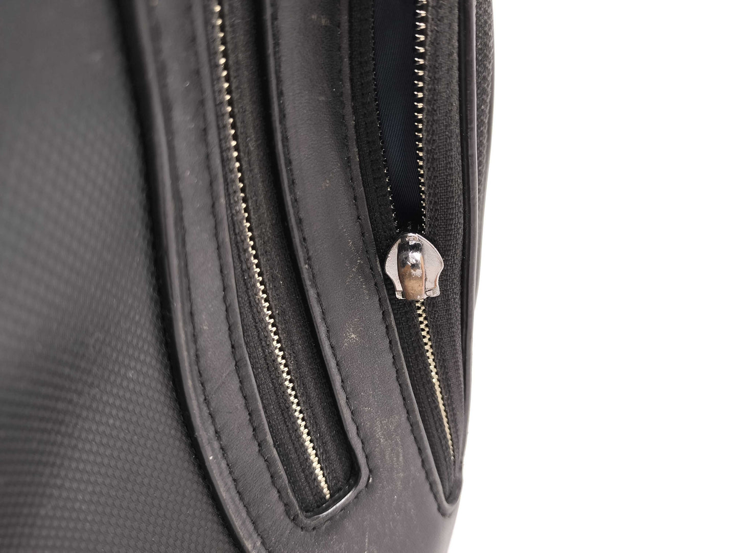 TUMI Backpack Zipper Broken Backpack