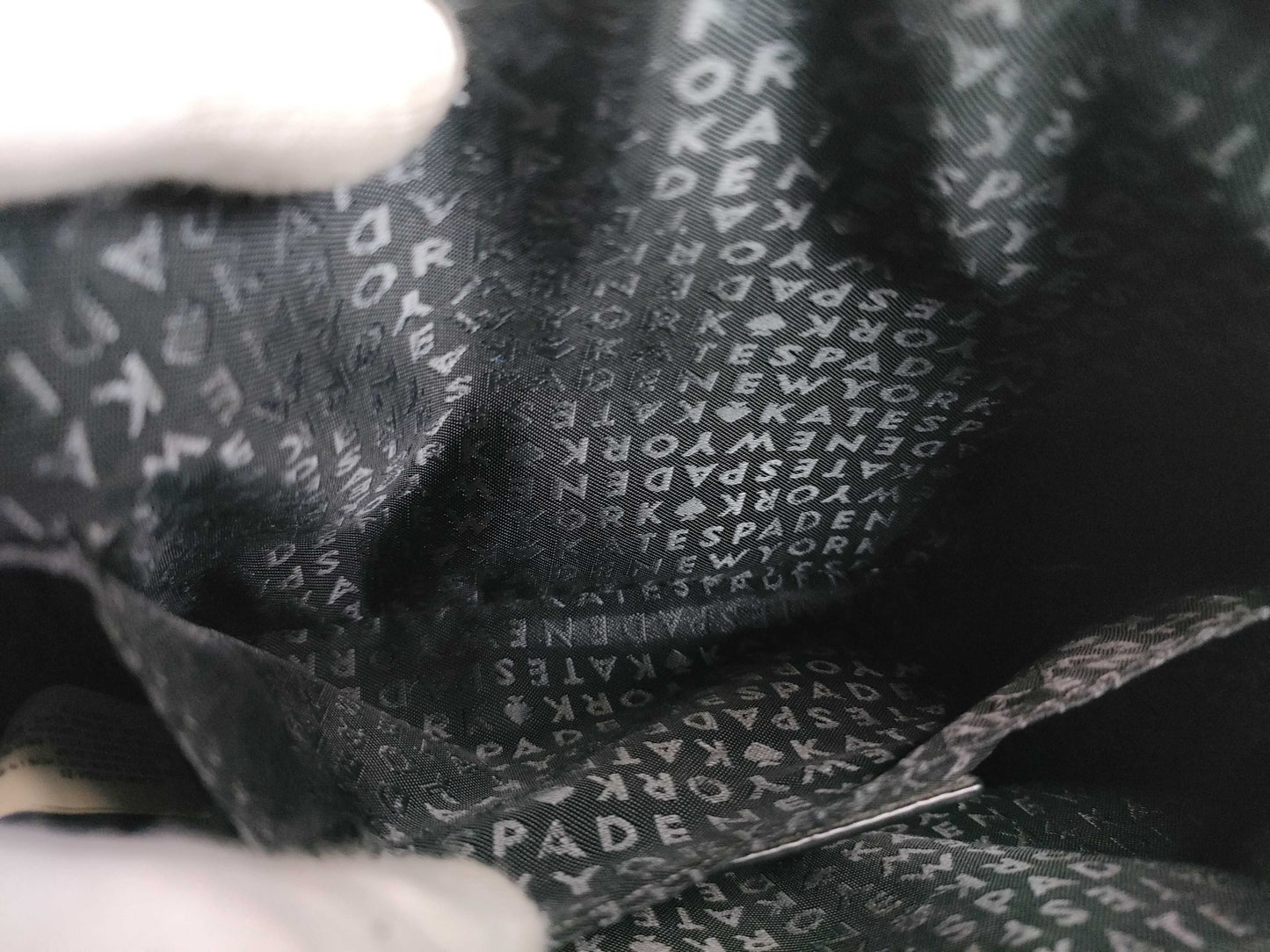 Kate Spade shoulder bag in excellent condition