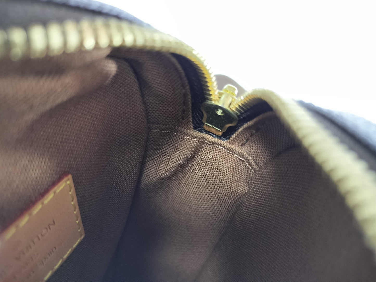 LOUIS VUITTON CA1019 Monogram Pochette Ganjou Shoulder Bag