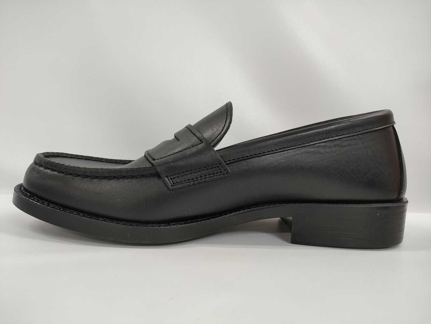 Haruta Loafers Loafers