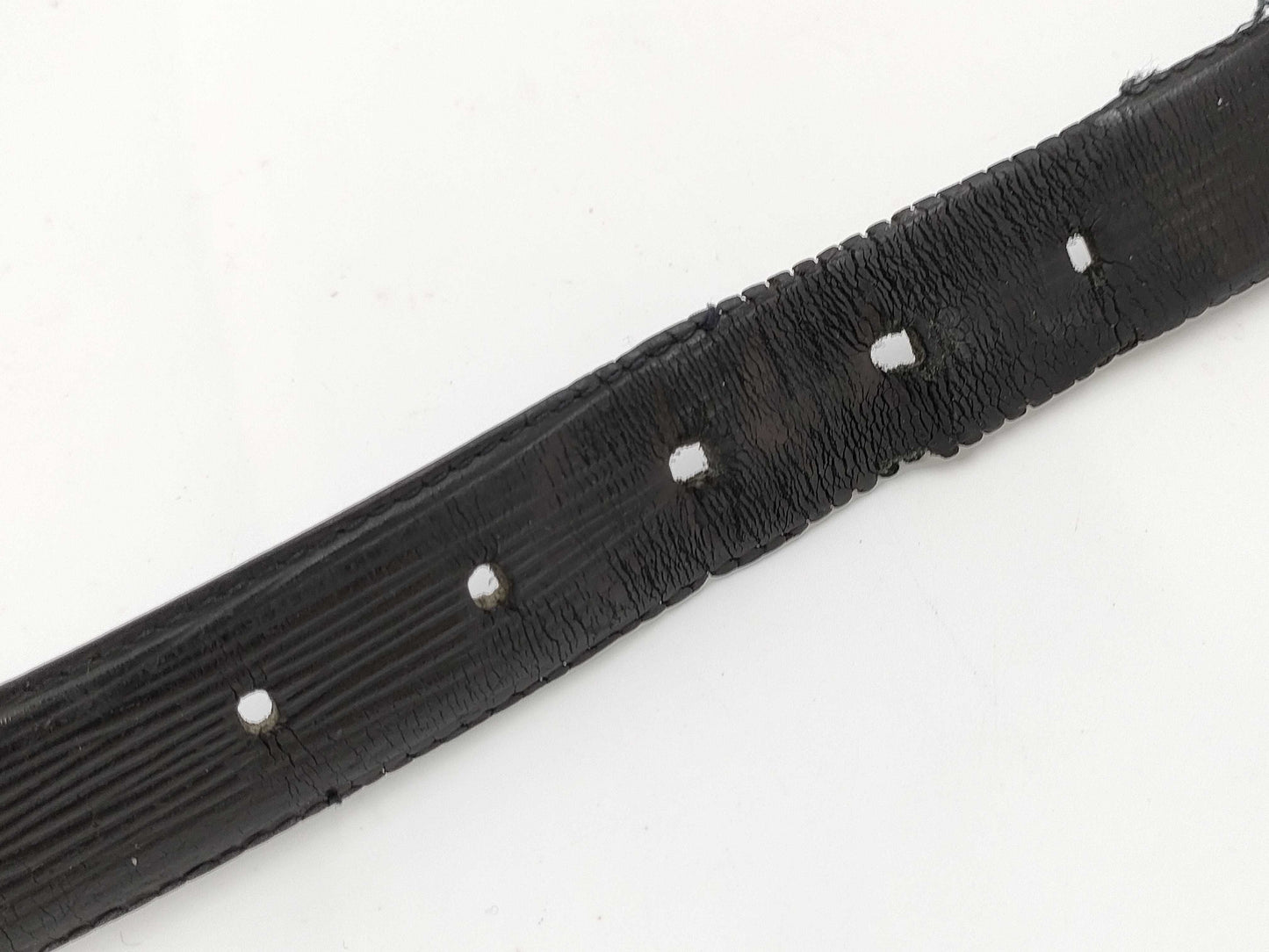 4 Salvatore Ferragamo belts: Gancini, Louis Vuitton, Burberry, and Coach.