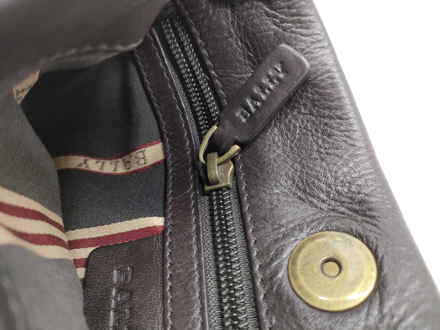 BALLY Leather Shoulder Bag