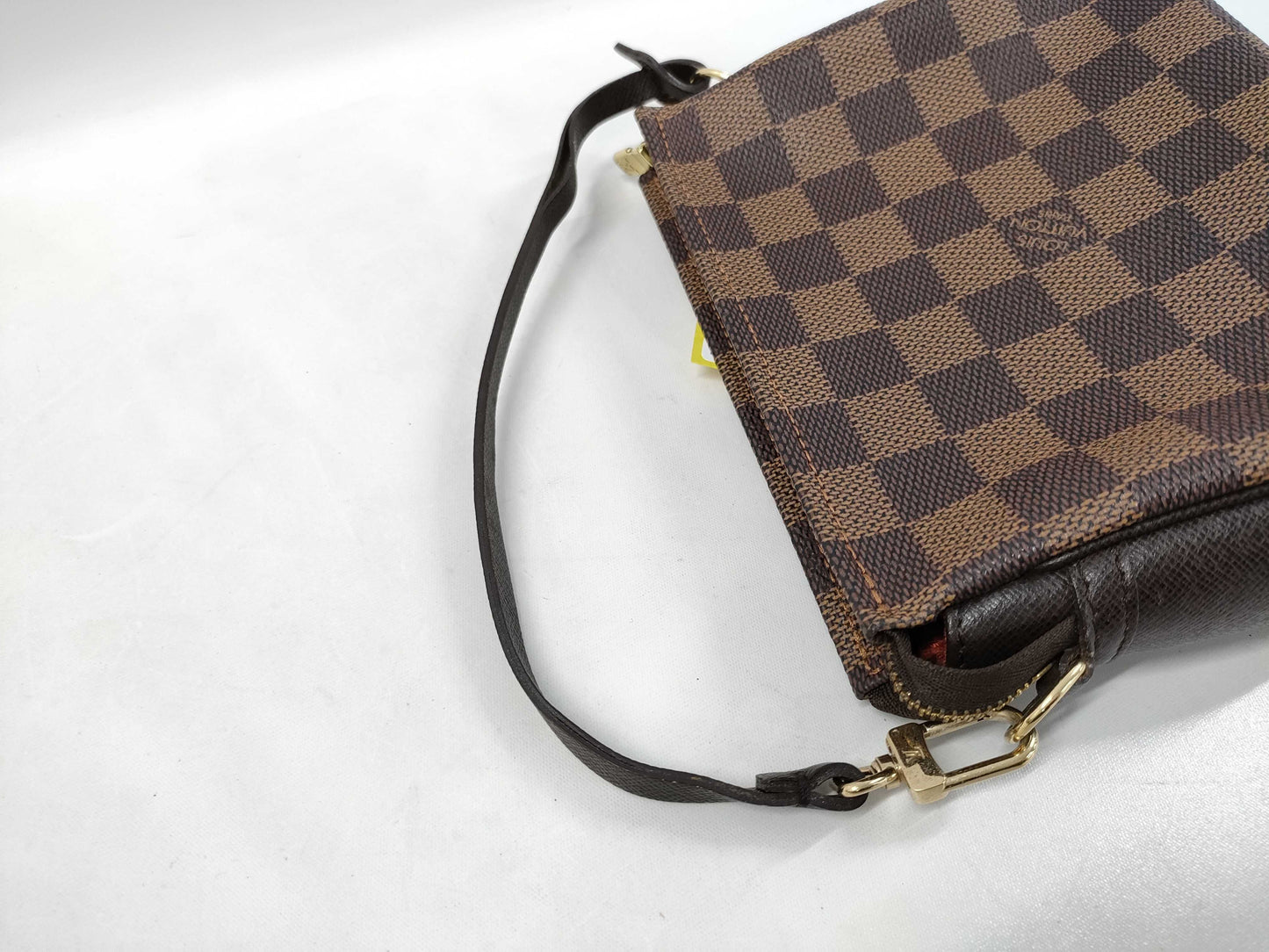 LOUIS VUITTON Damier Truth Makeup Handbag