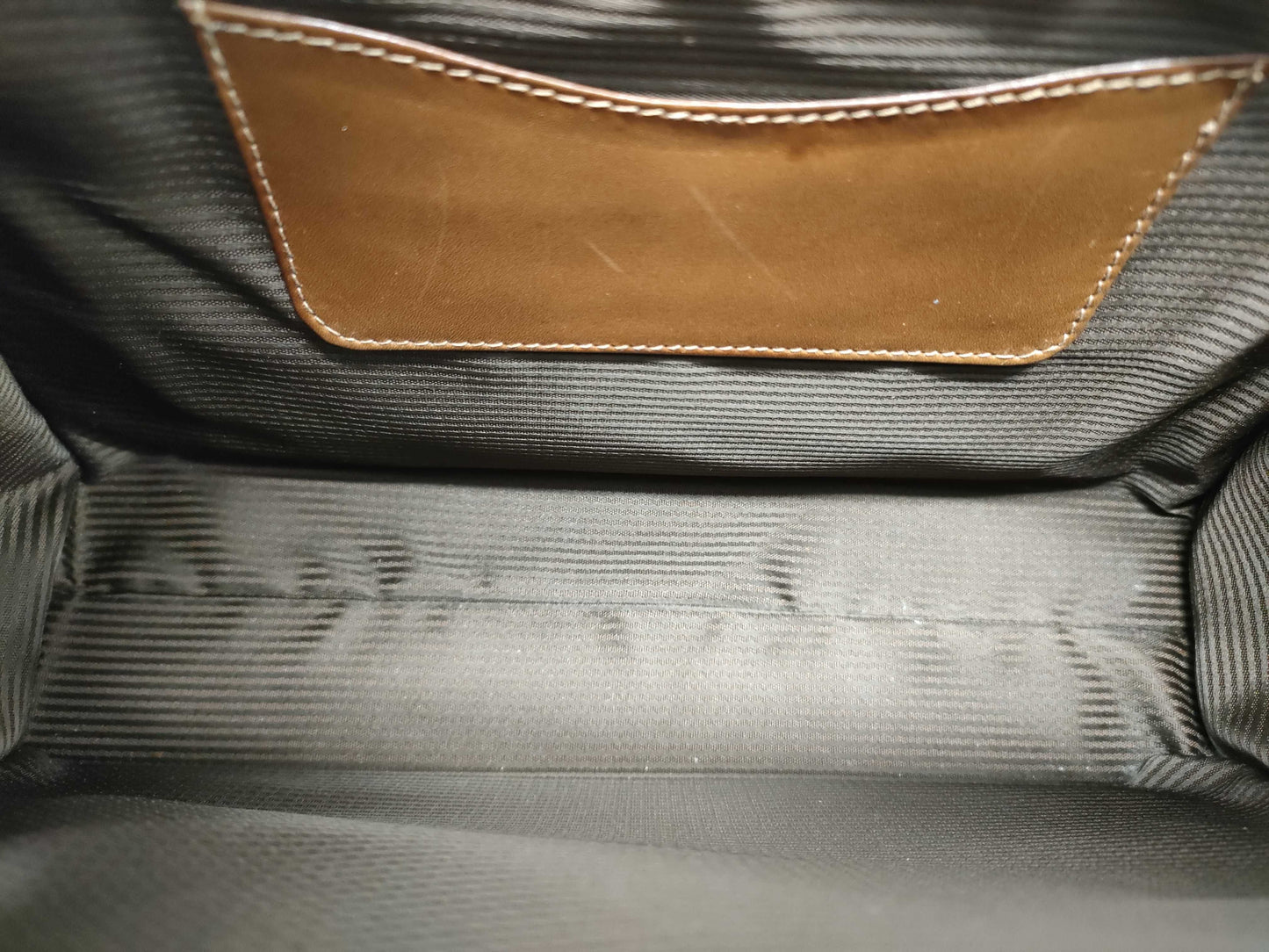 BALLY Full Leather Brown Handbag with Suede Sides