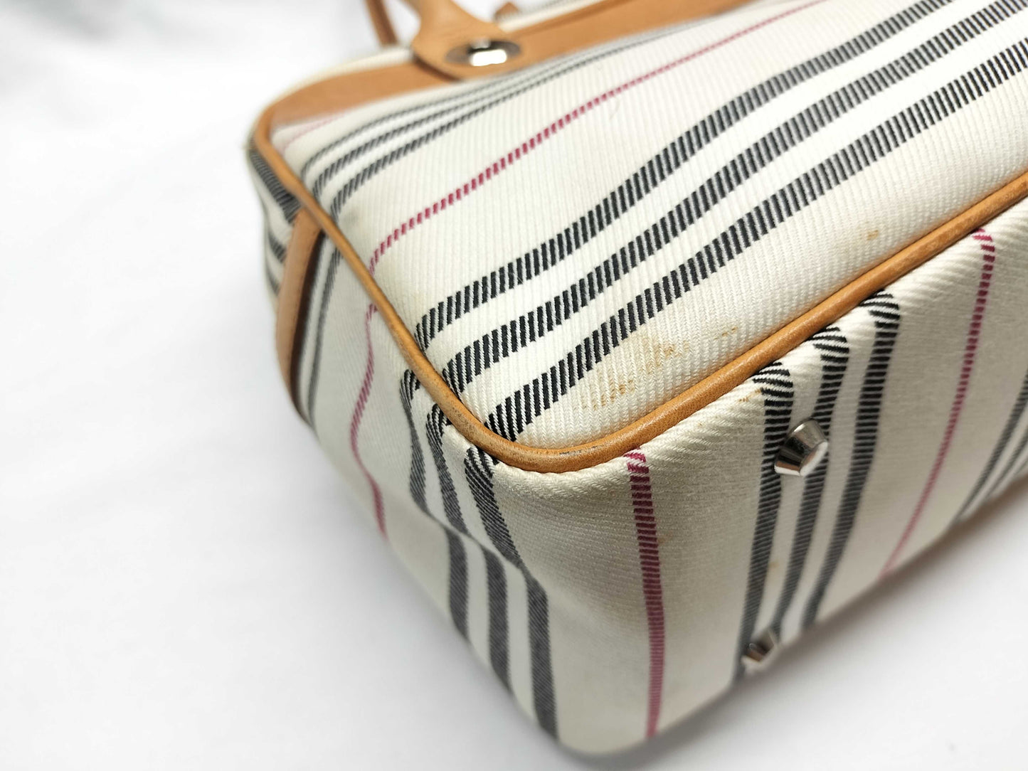 BURBERRY Canvas Nova Check Border Handbag