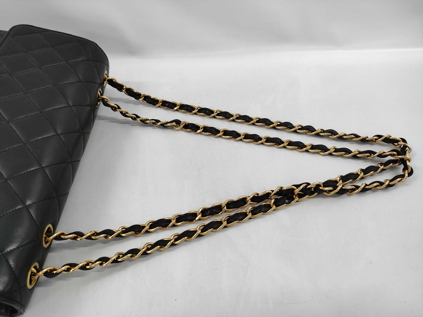 CHANEL 3979548 Lambskin Deca Matelasse Single Flap Double Chain Seal Shoulder Bag
