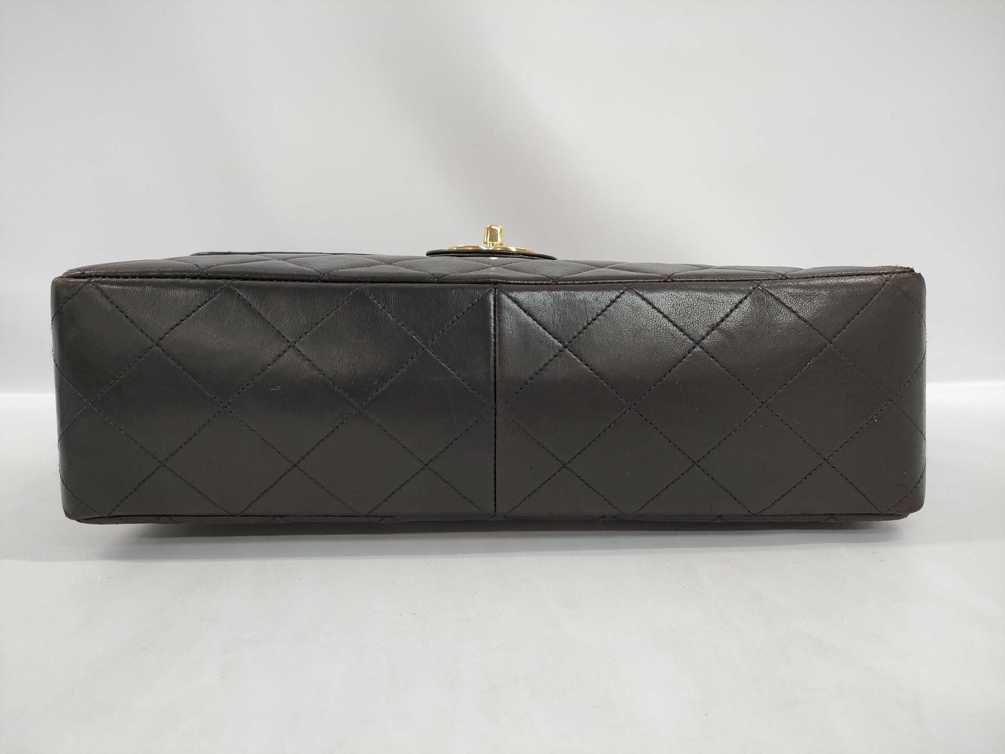 CHANEL 3979548 Lambskin Deca Matelasse Single Flap Double Chain Seal Shoulder Bag
