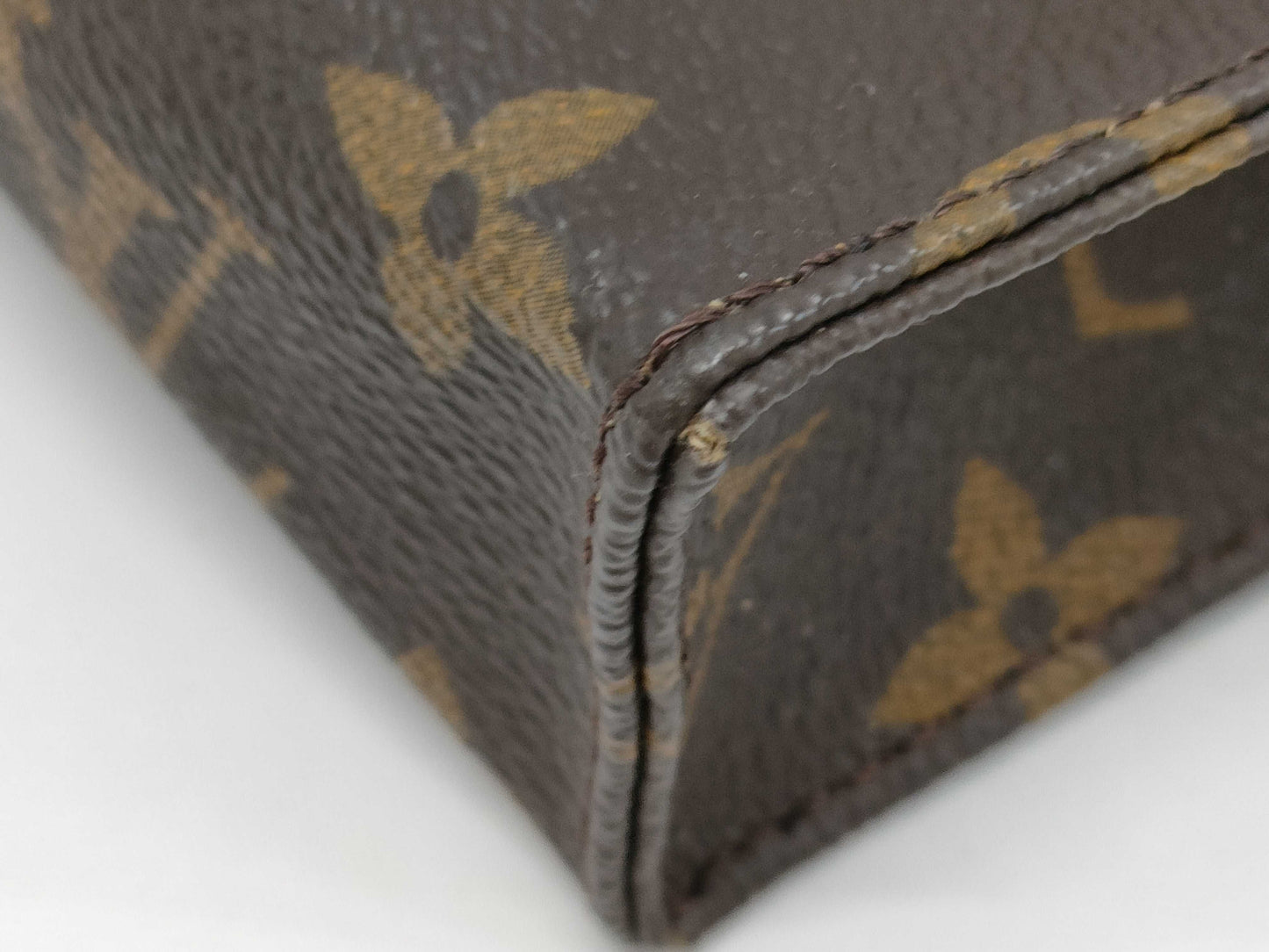 LOUIS VUITTON Monogram M47546 Poche Toilette 15 Pouch