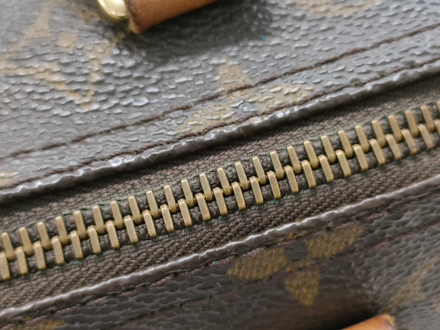 LOUIS VUITTON Monogram Speedy Handbag