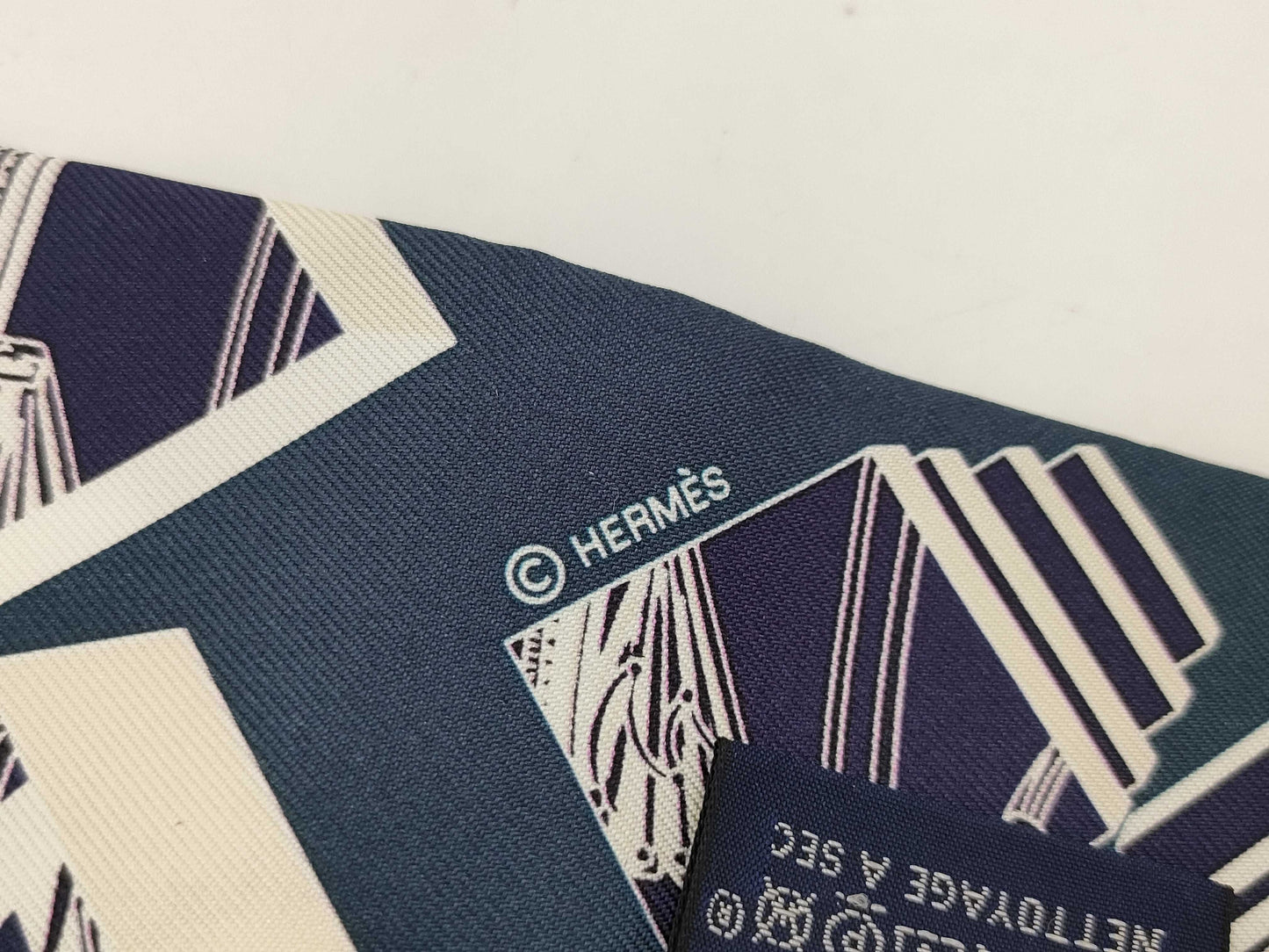 HERMES Twilly SPRINGS SPRINGS Scarf