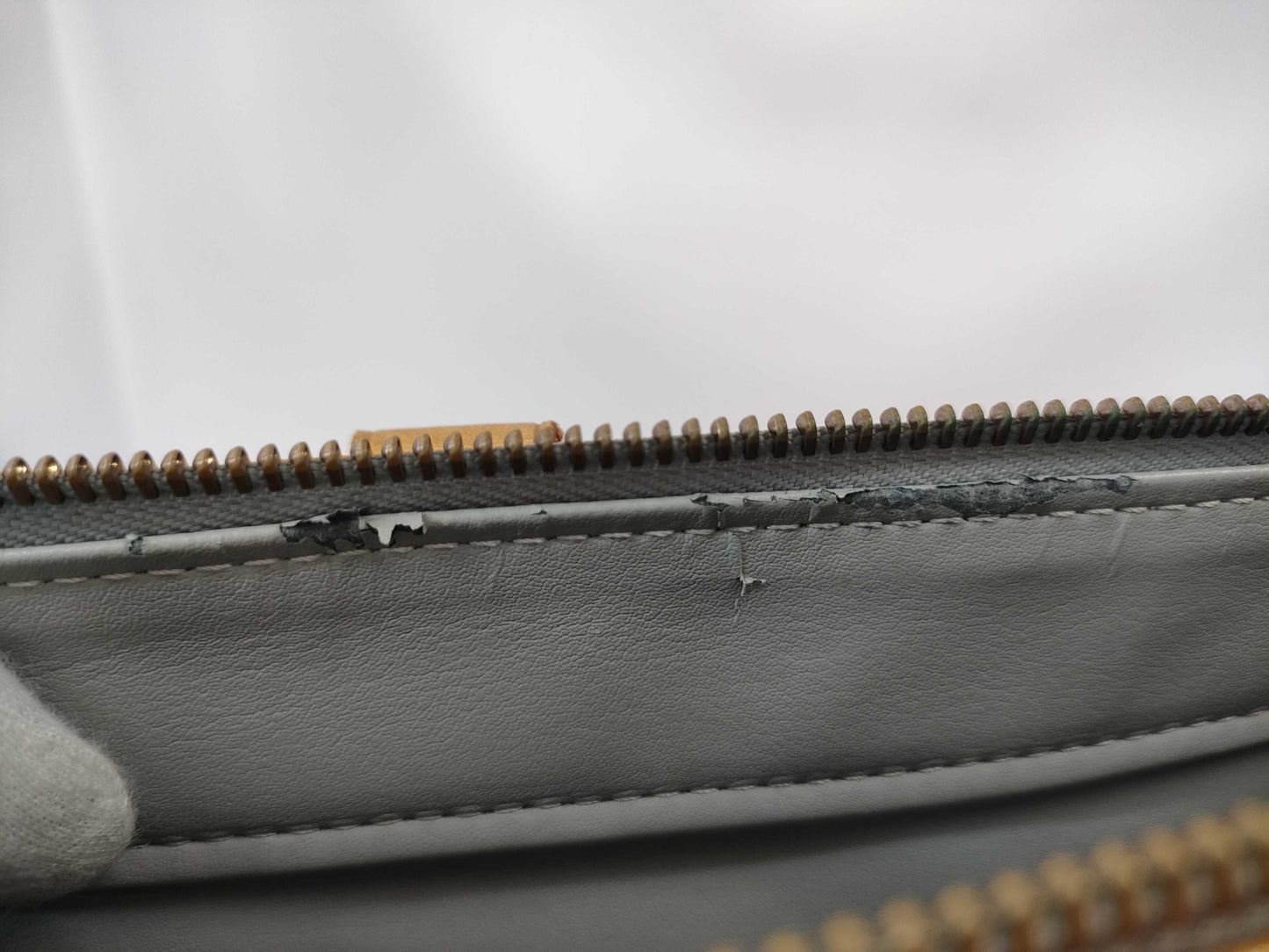LOUIS VUITTON Vernis Columbus Tote Bag