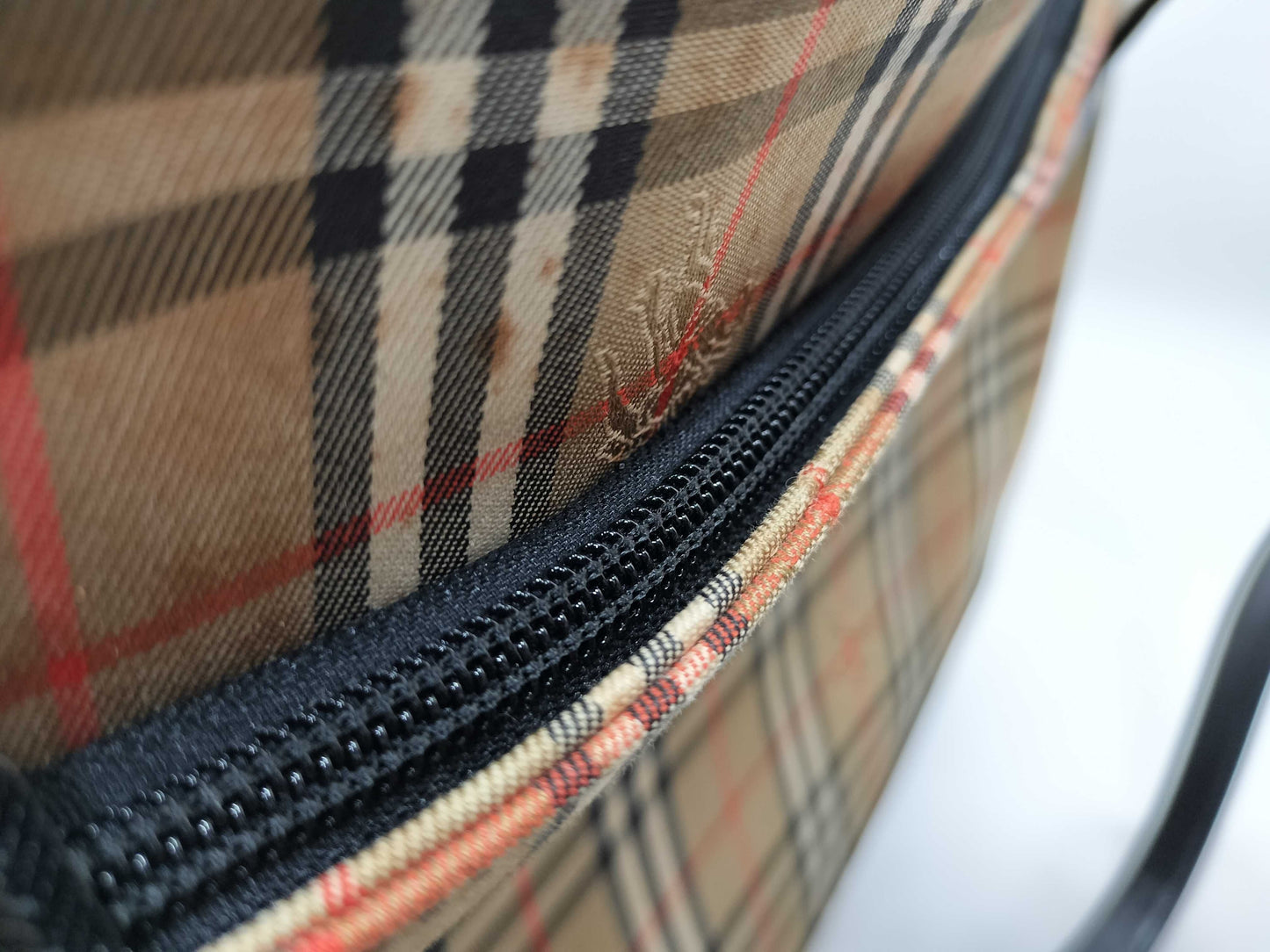 BURBERRY Nova Check Tote Bag with Stain