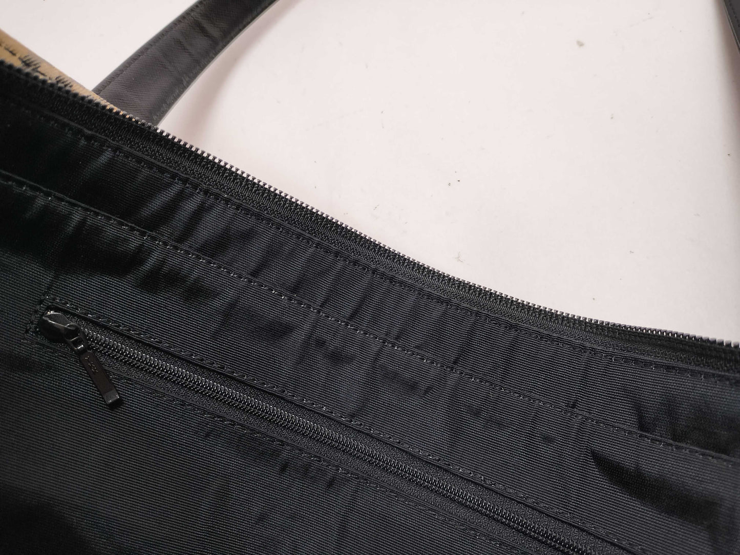 BURBERRY Nova Check Tote Bag with Stain