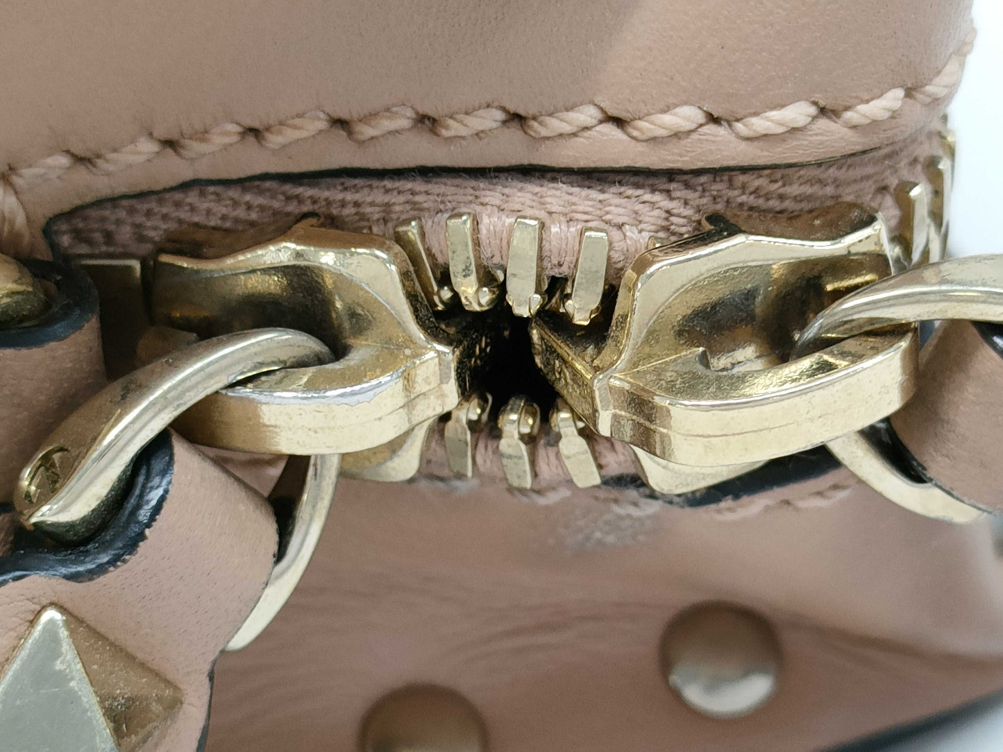VALENTINO Garavani Rockstud Shoulder Bag