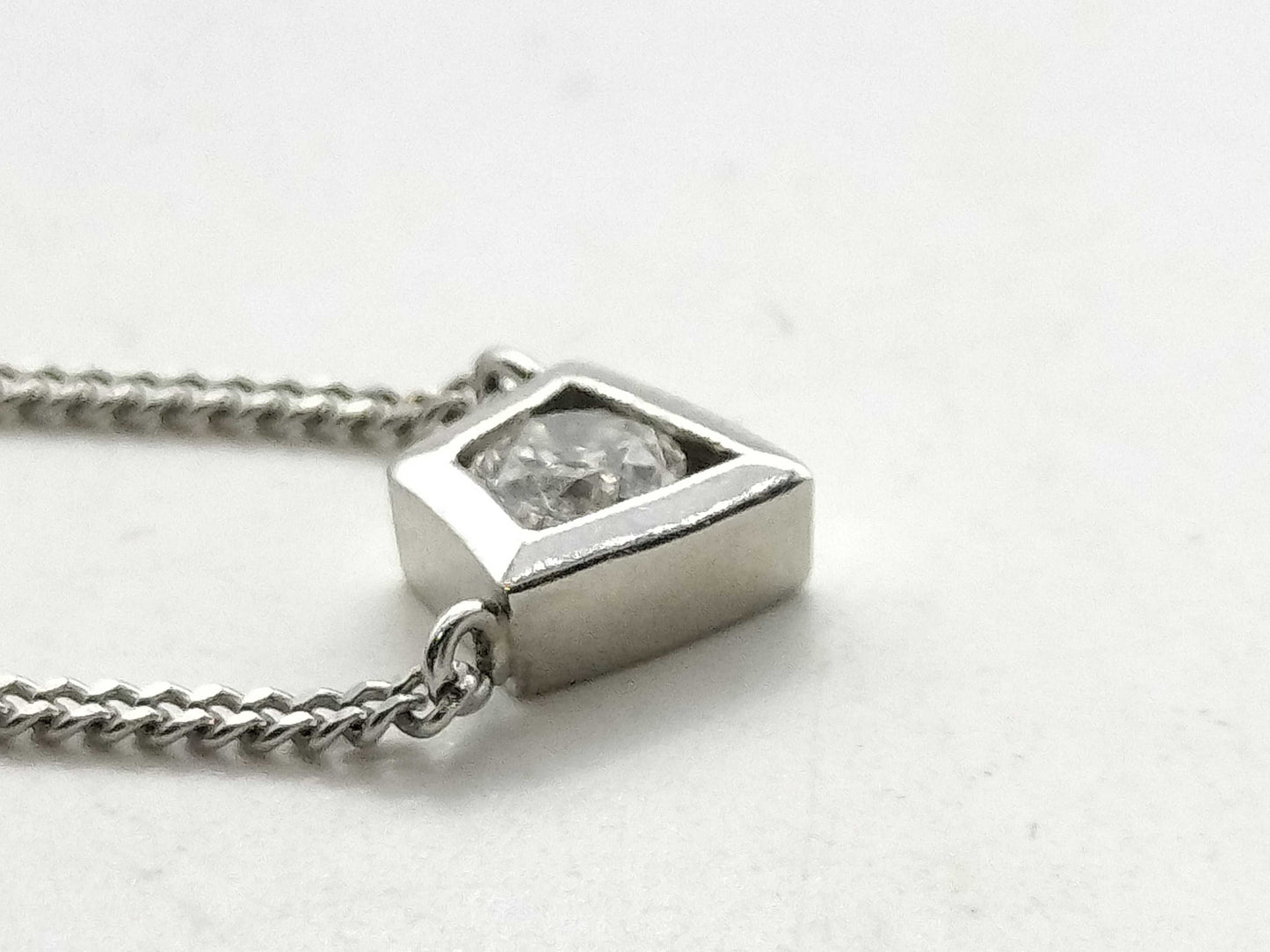 D0.19ct Pt850 3.7g Necklace