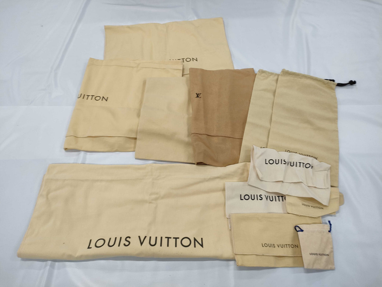 LOUIS VUITTON Dust Bag Set and Other Accessories