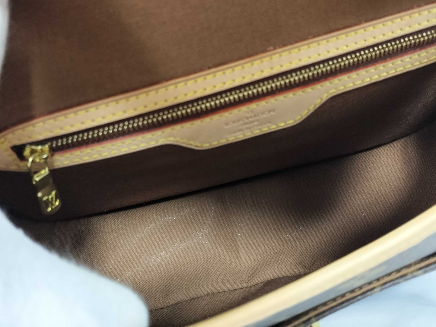 LOUIS VUITTON TH0065 Monogram Sologne Shoulder Bag