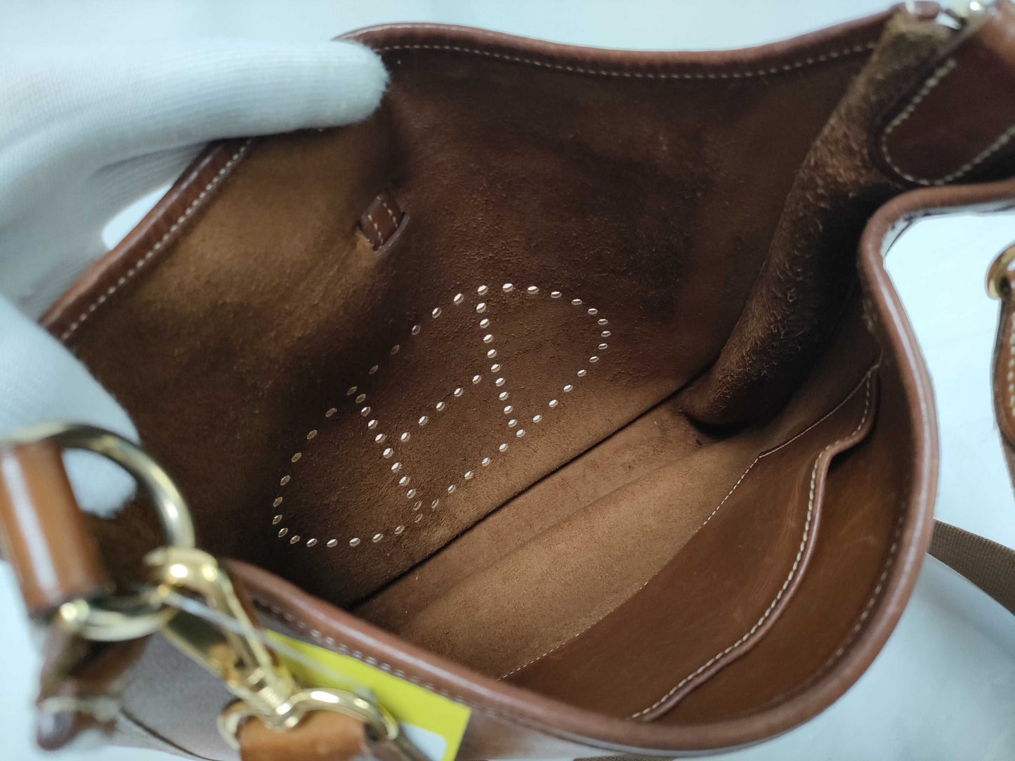 HERMES Evelyn IPM Vache Shoulder Bag