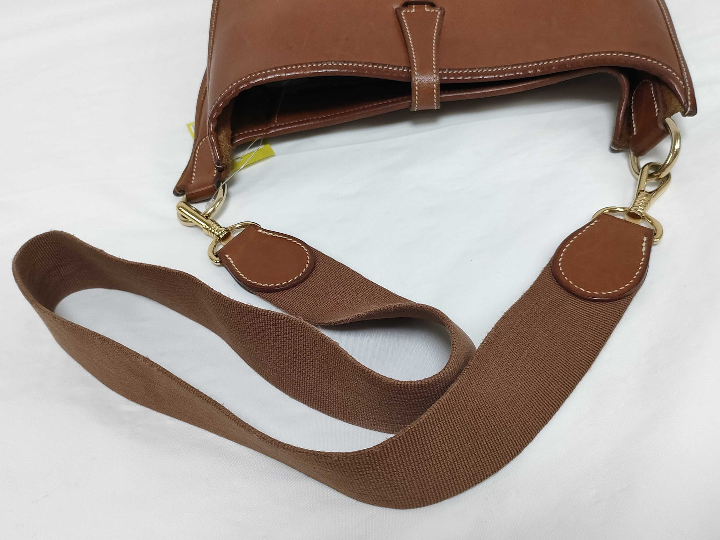 HERMES Evelyn IPM Vache Shoulder Bag