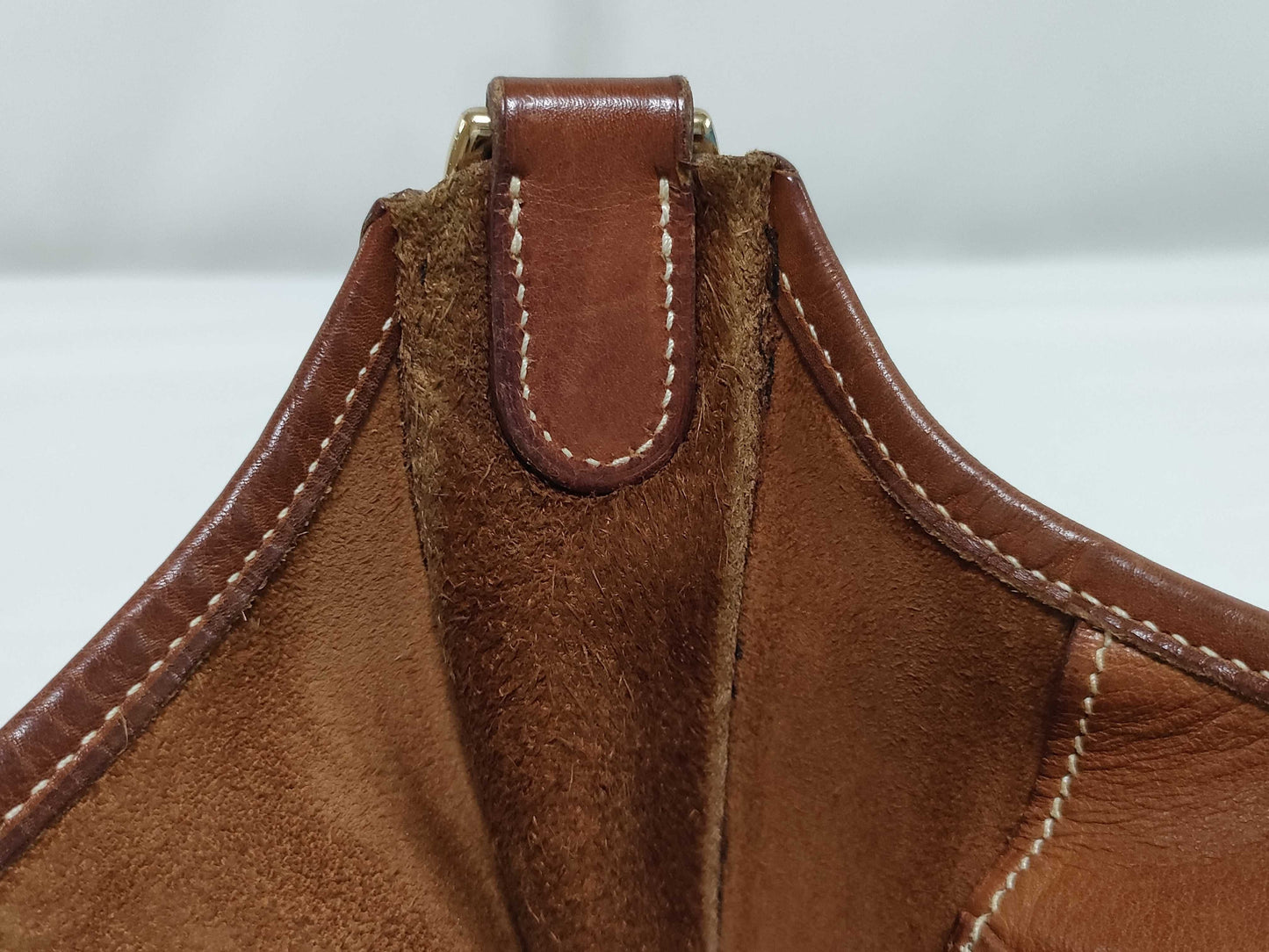 HERMES Evelyn IPM Vache Shoulder Bag