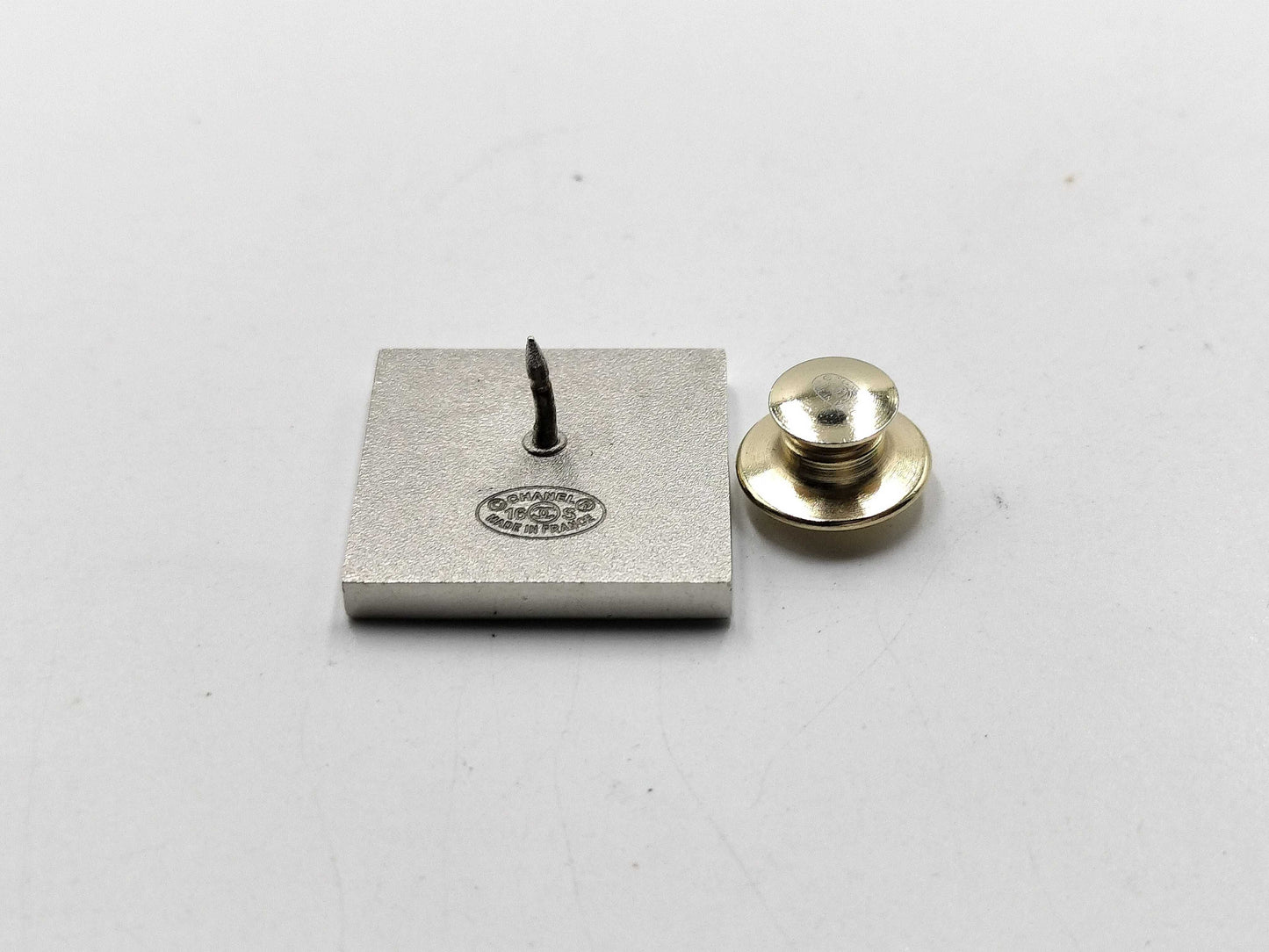 CHANEL 16S 16S Pin Brooch Brooch