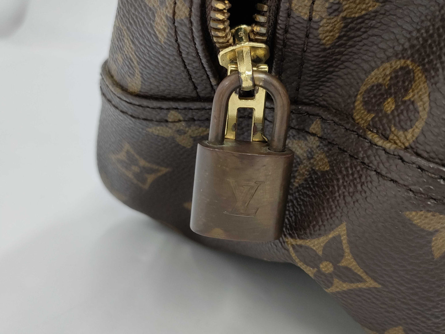 LOUIS VUITTON Monogram M47270 Deauville Handbag