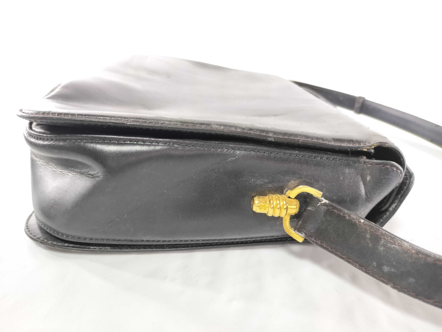 GUCCI One-Shoulder Leather Old Turnlock Shoulder Bag