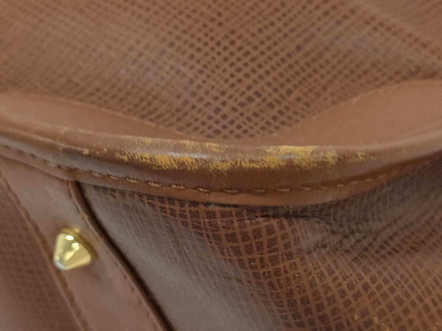HUNTING WORLD Leather Handbag Brown Handbag