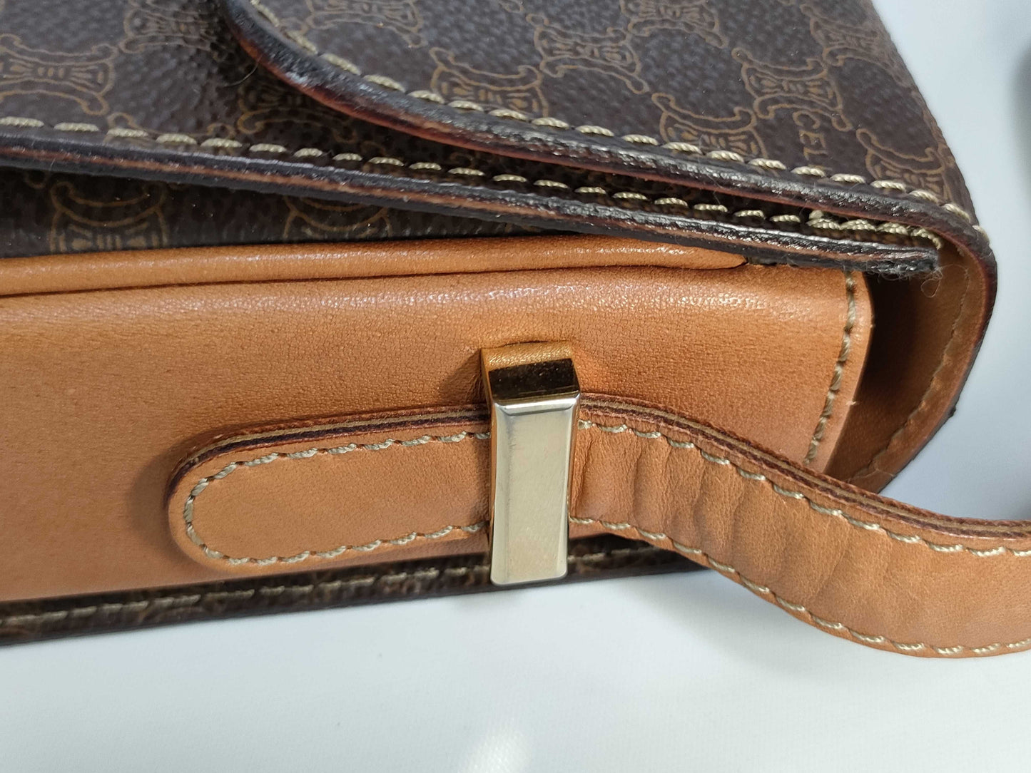 CELINE Shoulder Bag with Carriage Hardware, Moderate Deterioration