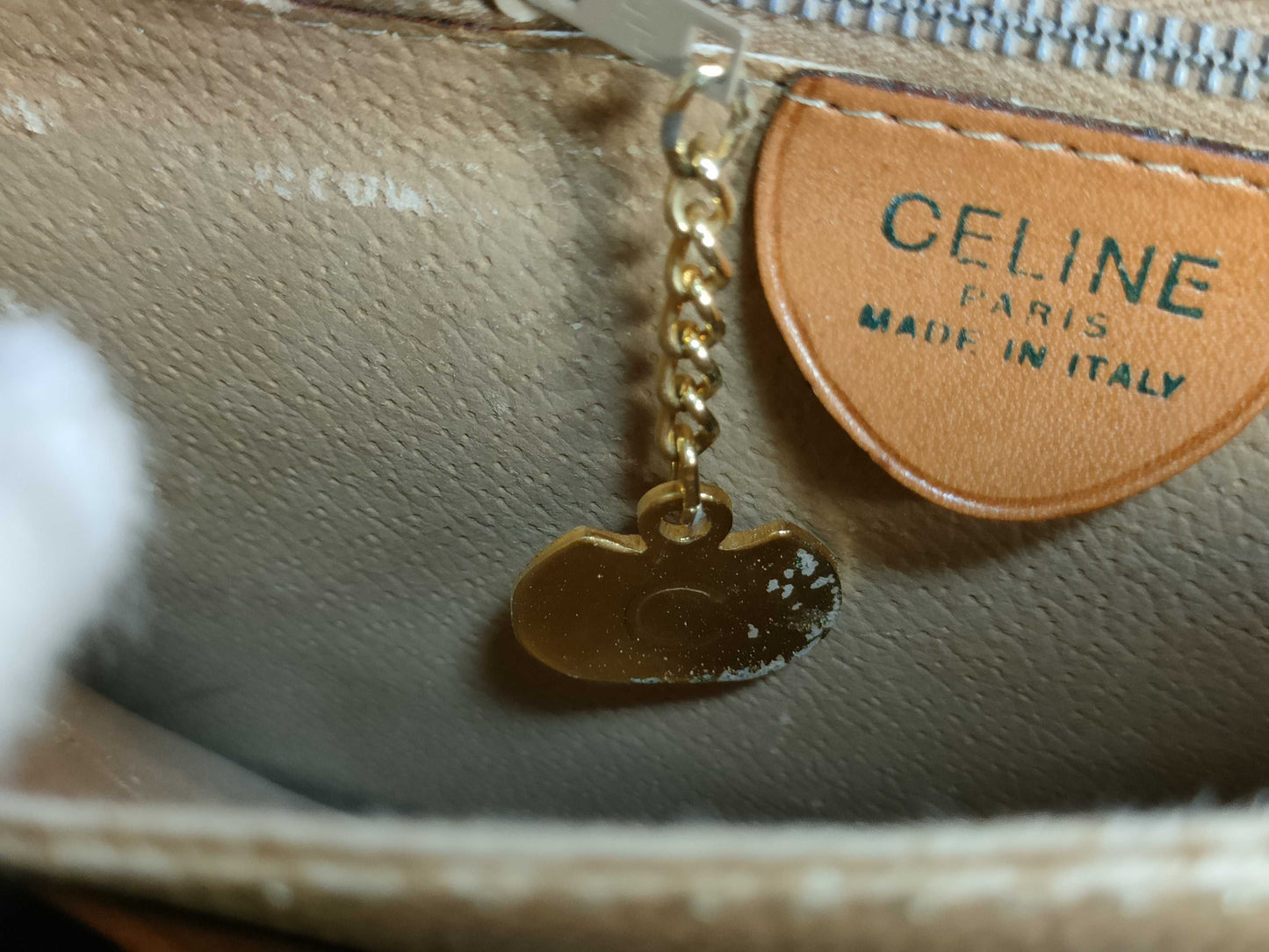 CELINE Shoulder Bag with Carriage Hardware, Moderate Deterioration