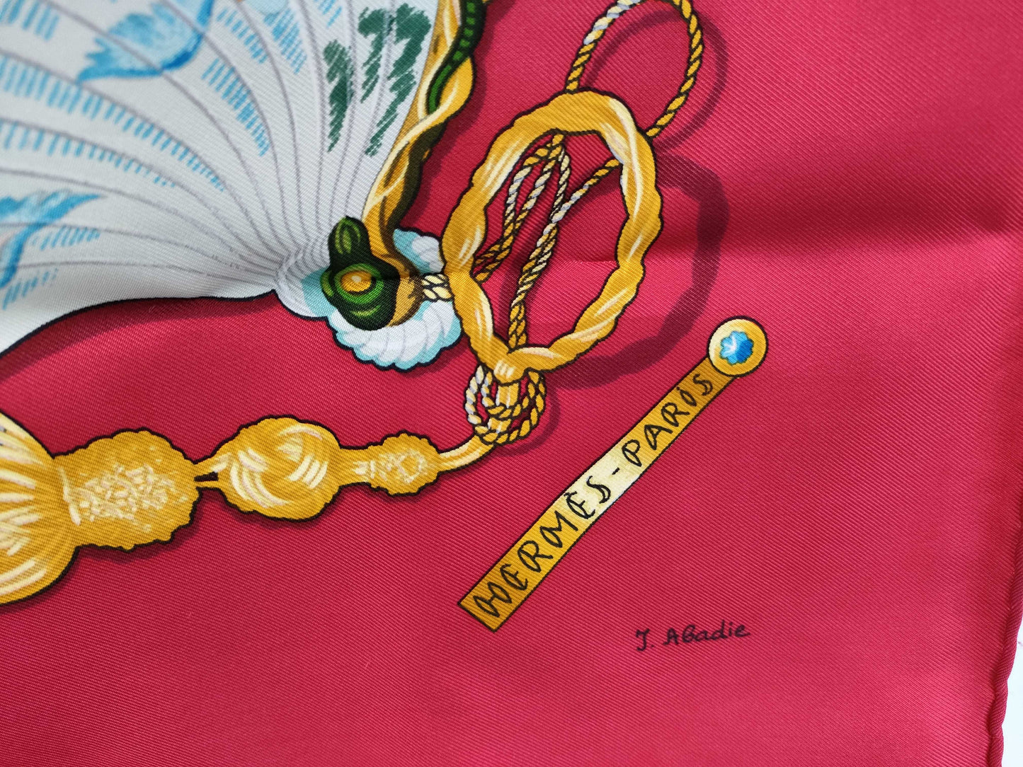 HERMES Carre Enchanting Breeze Scarf