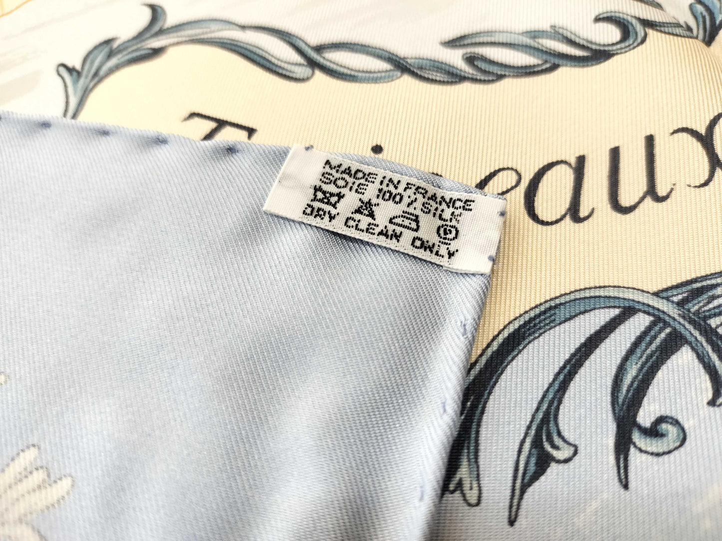 HERMES Carré Traineaux et glifsares Scarf