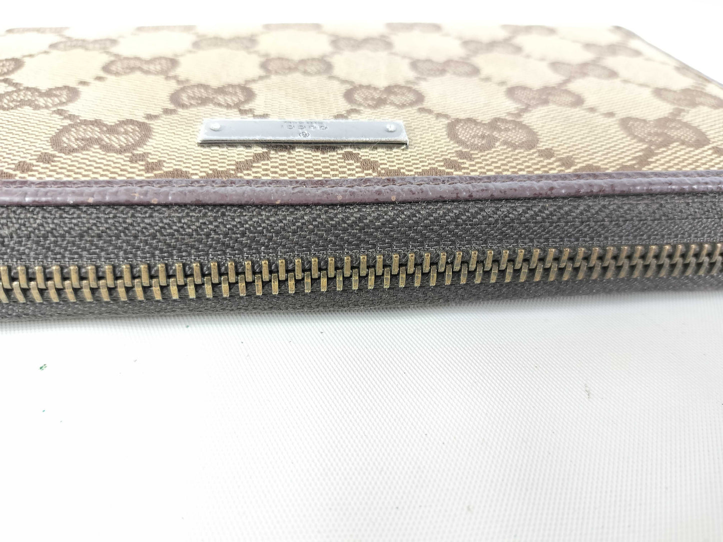 GUCCI GG Canvas Round Long Wallet