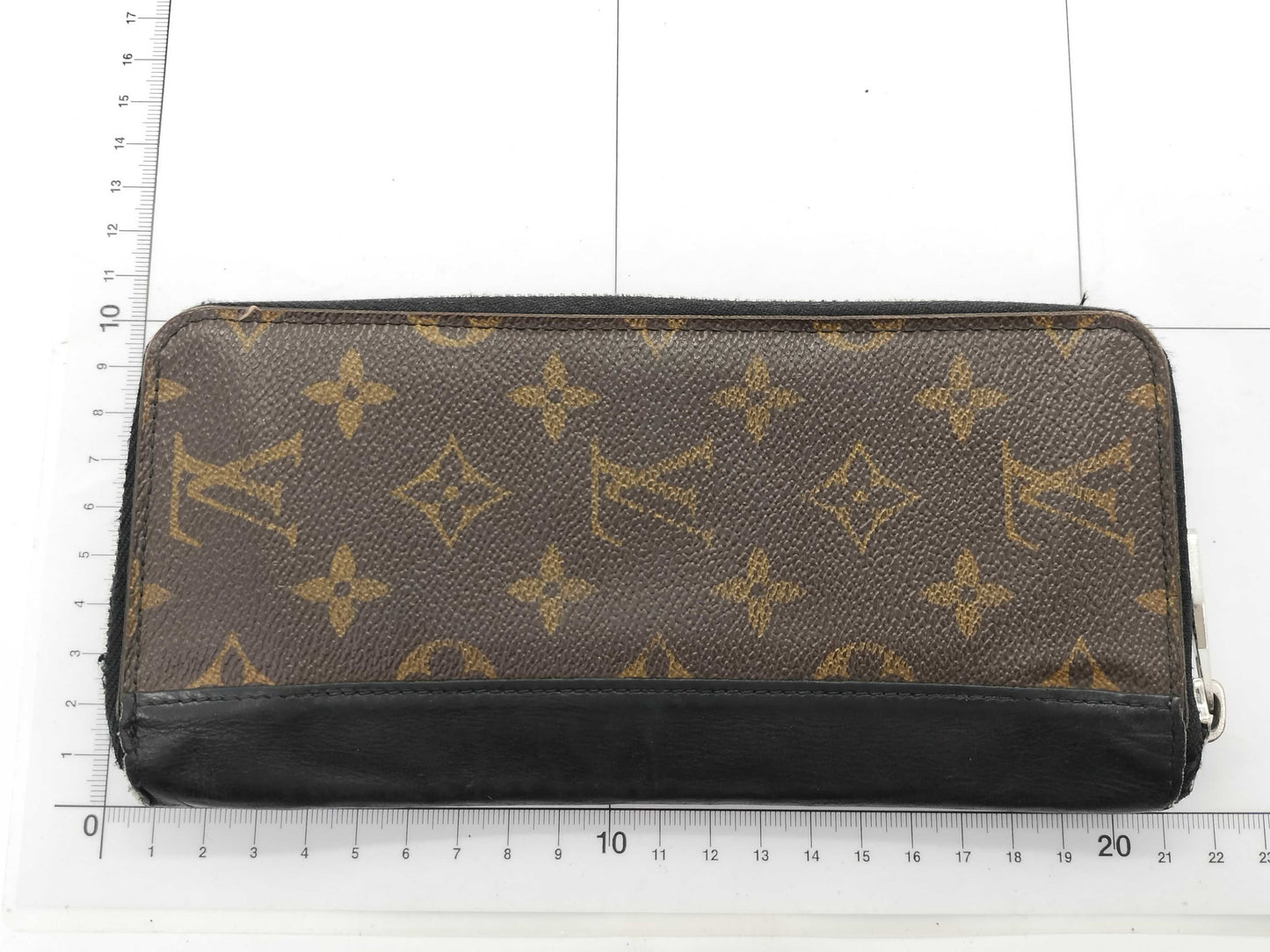 LOUIS VUITTON CA 2148 Monogram Macassar M60109 Macassar Zippy Vertical Wallet with Initials