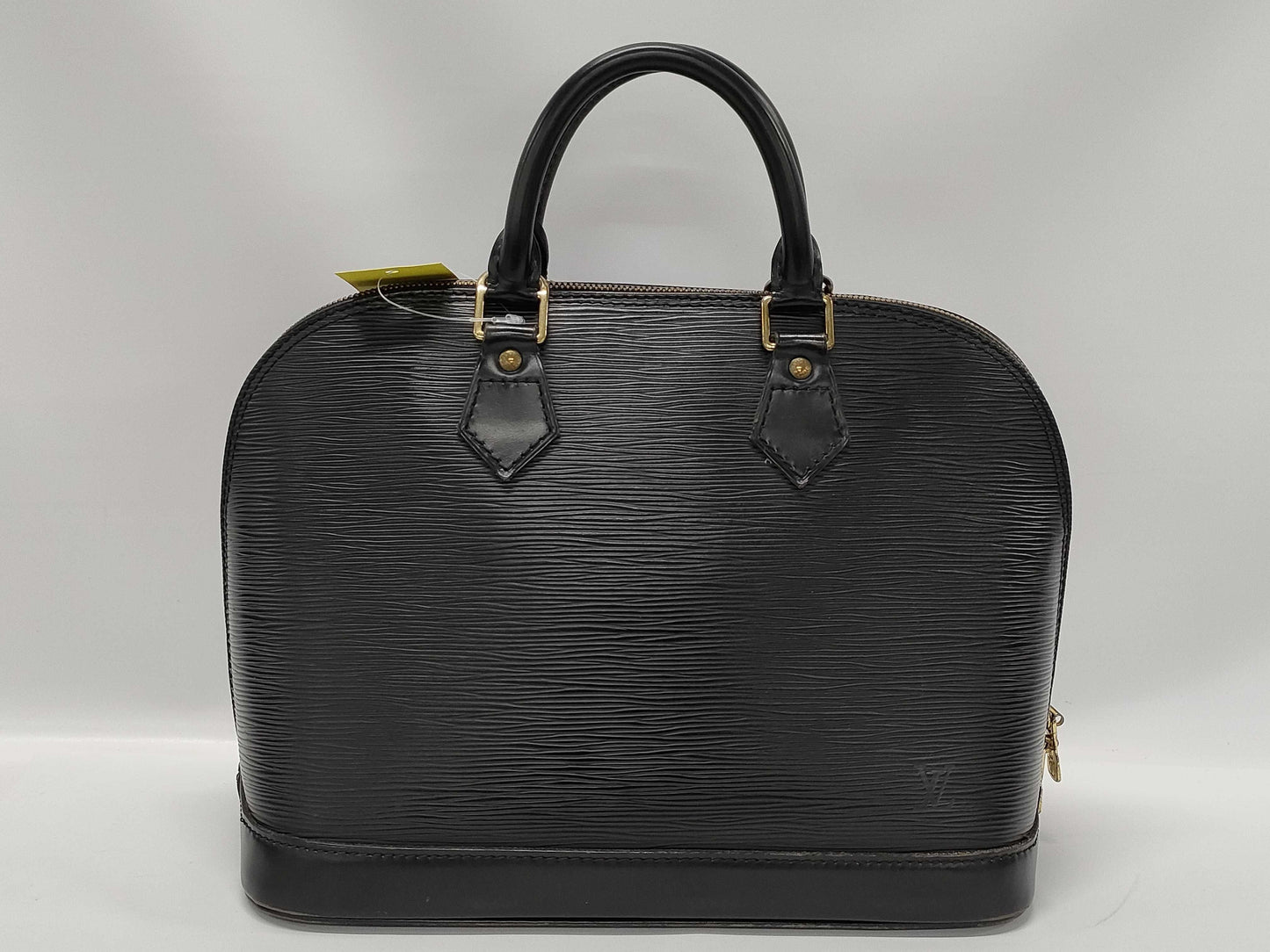 LOUIS VUITTON Epi Alma MM Handbag