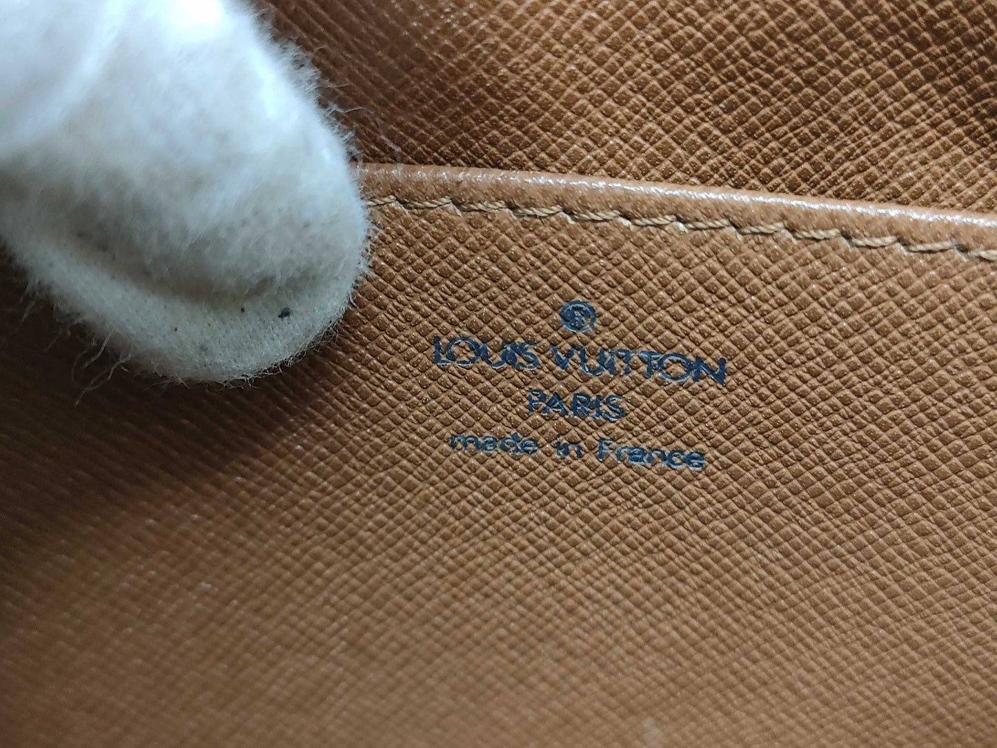 LOUIS VUITTON Second Second Bag