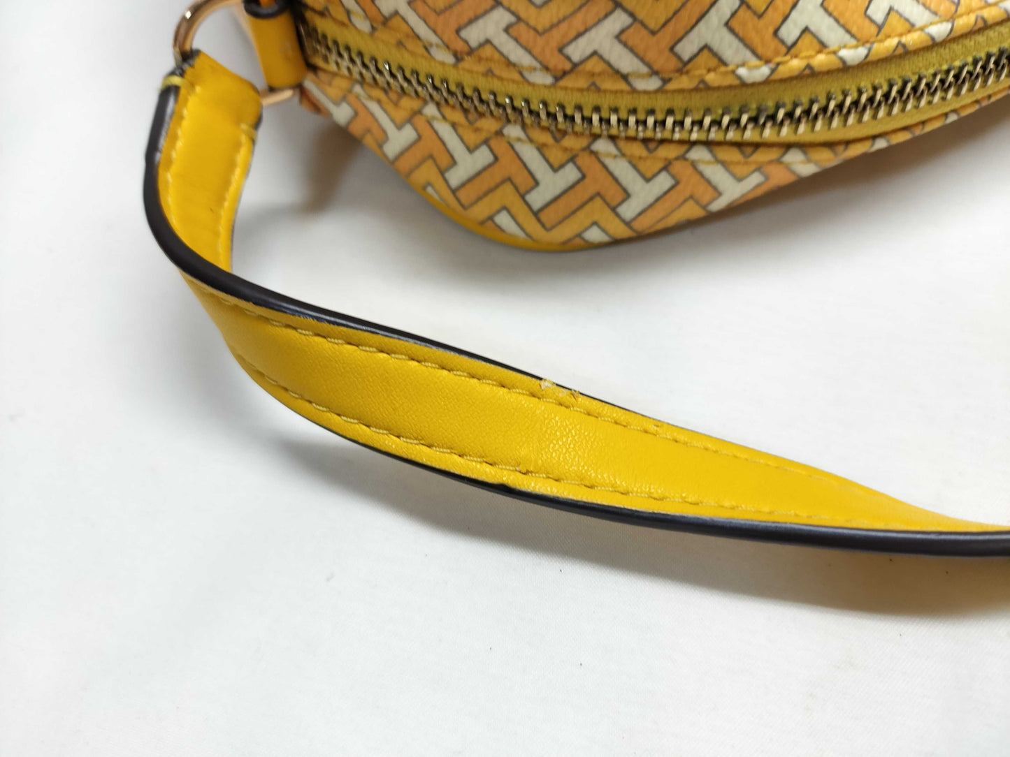COACH Signature F29210 PVC / Tory Burch PVC Shoulder Bag *2 Shoulder Bags