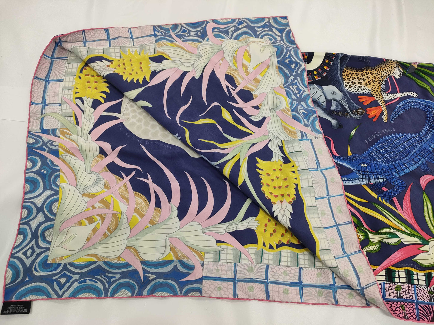 HERMES Carre Ardmore Artist Scarf