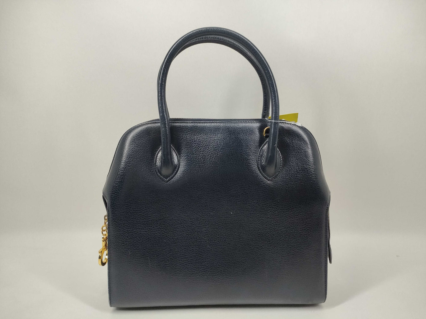 Salvatore Ferragamo Gancini Leather Handbag/Suitable for Scratch Resistance