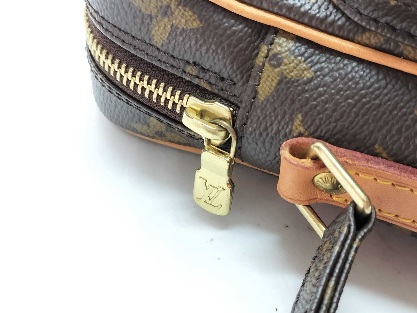 LOUIS VUITTON TH 0055 Monogram M45236 Amazon Shoulder Bag