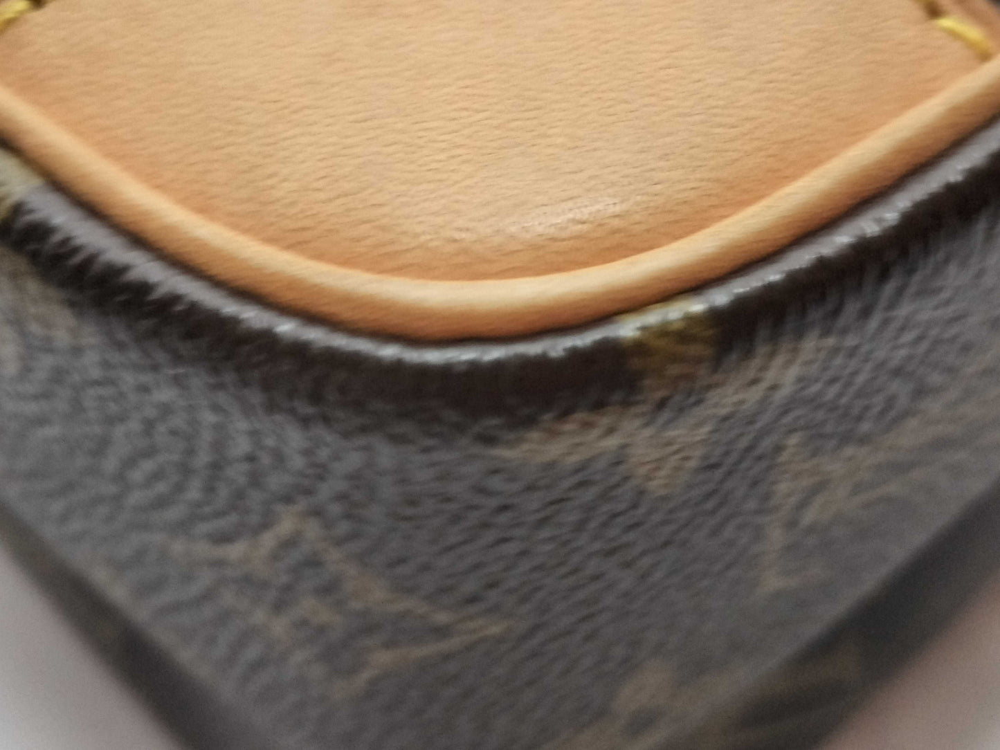 LOUIS VUITTON TH 0055 Monogram M45236 Amazon Shoulder Bag