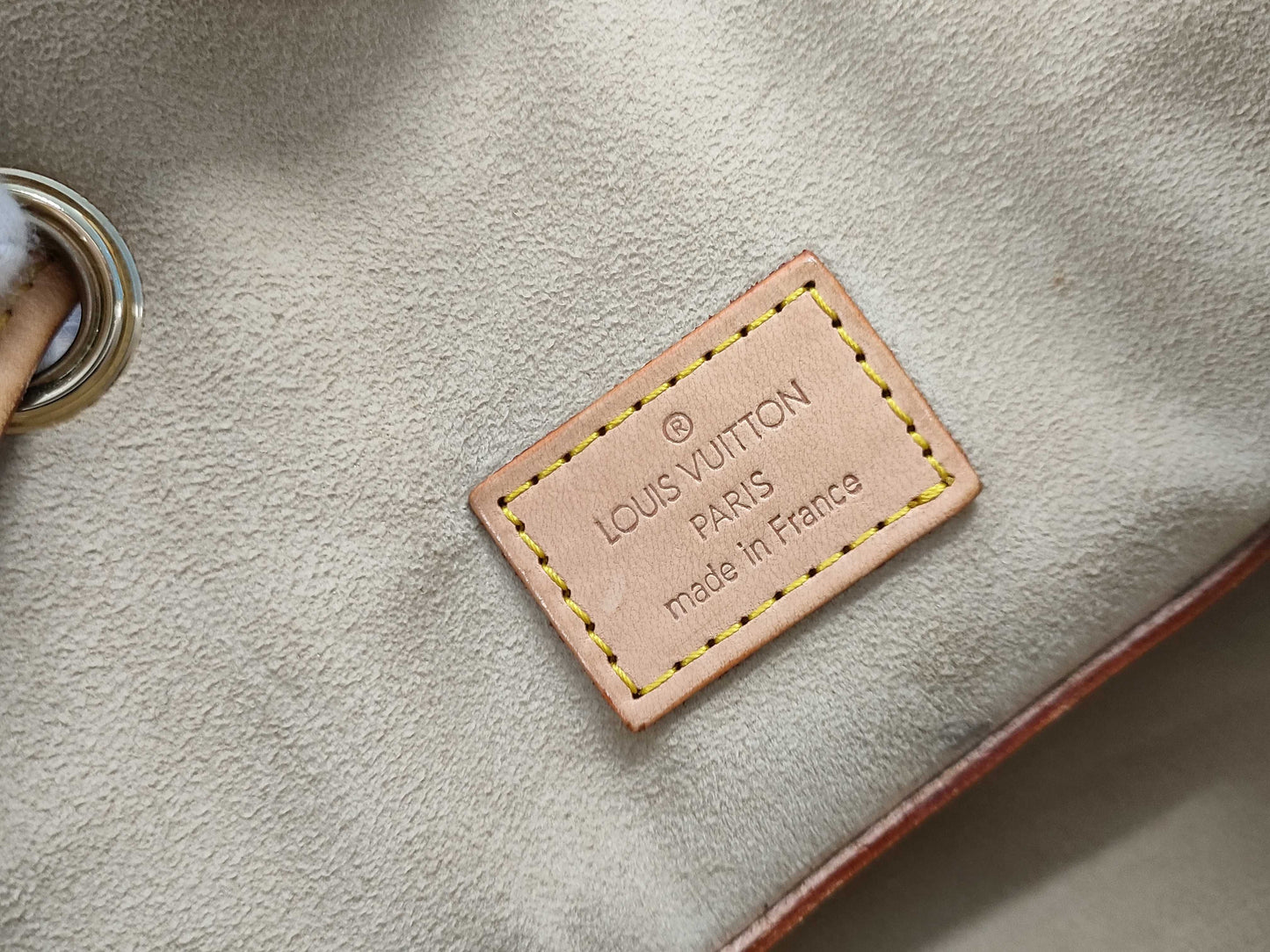 LOUIS VUITTON Monogram Monogram Neo Shoulder Bag with Shoulder Strap M40372