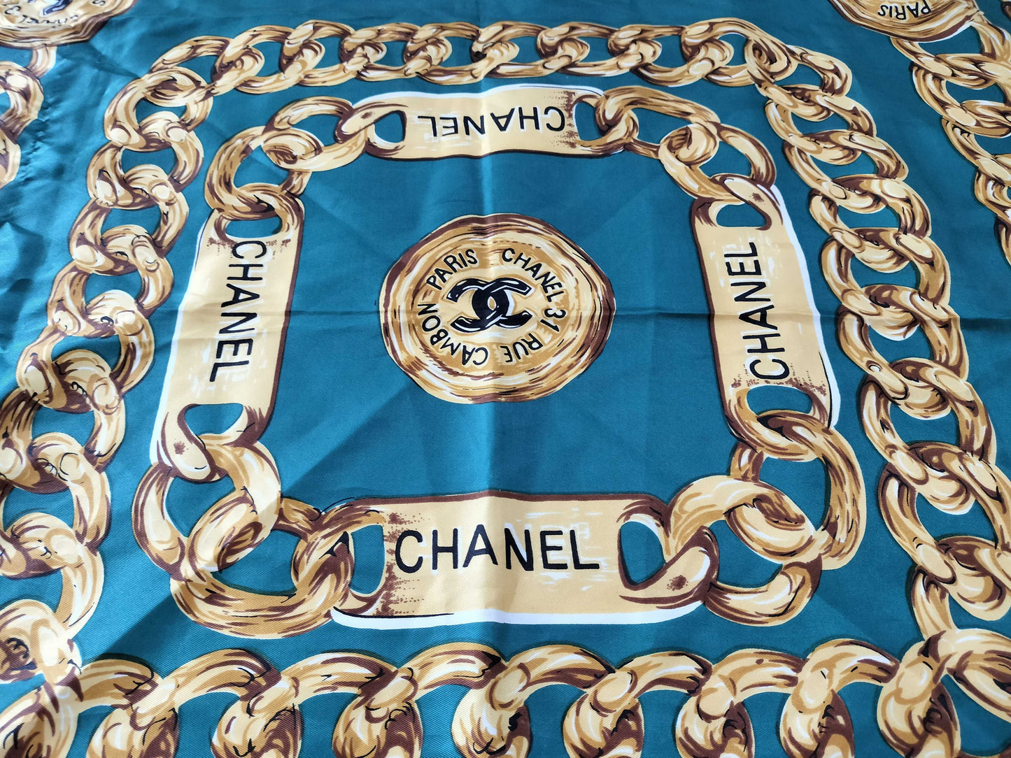 CHANEL Coco Mark Coco Chain Scarf