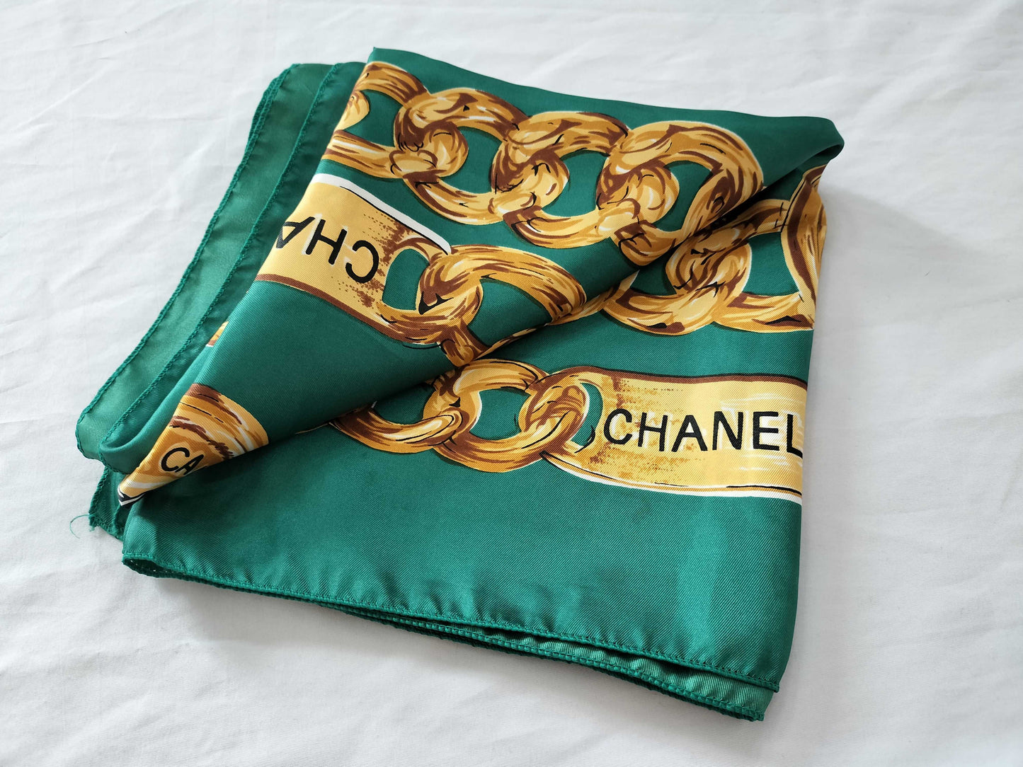CHANEL Coco Mark Coco Chain Scarf