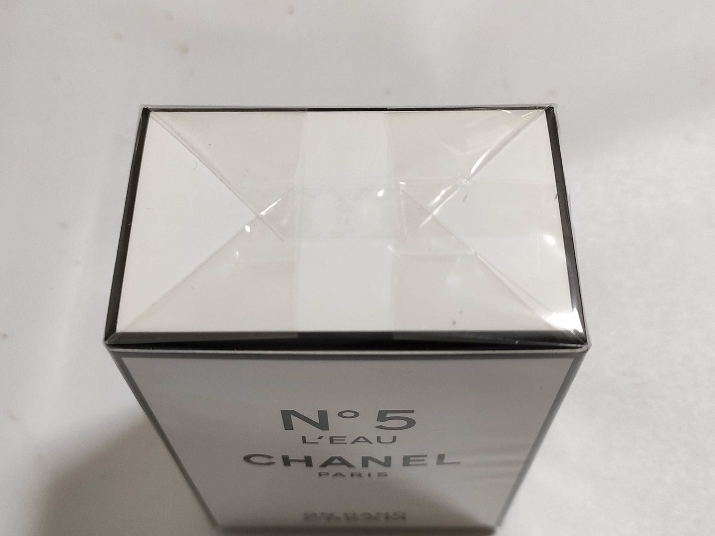CHANEL No. 5 Low Hand Cream Unopened Other Accessories